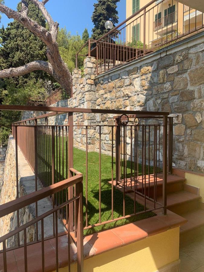 La Terrazza Nel Blu Apartment Империа Екстериор снимка