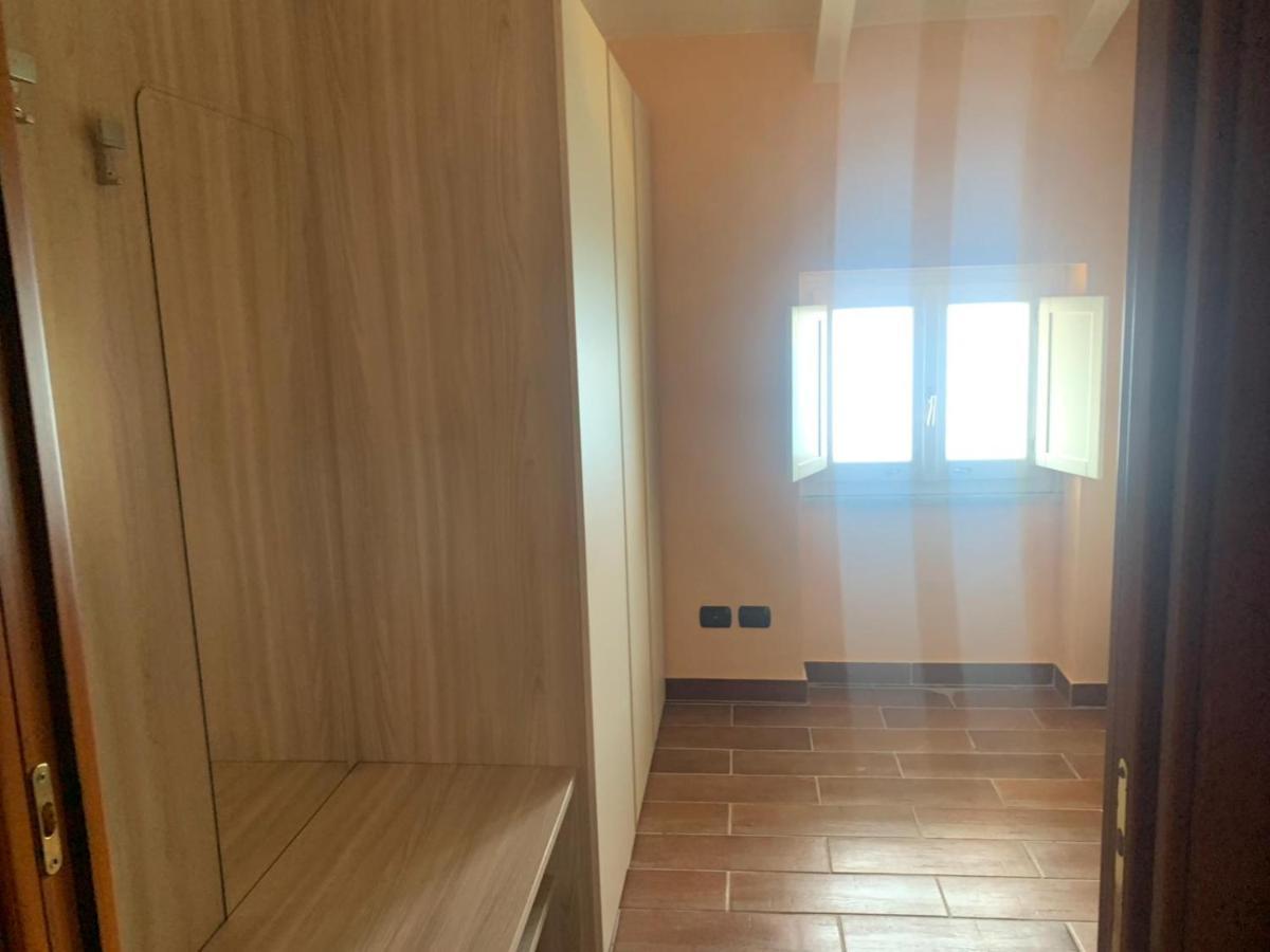 La Terrazza Nel Blu Apartment Империа Екстериор снимка