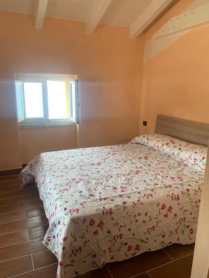 La Terrazza Nel Blu Apartment Империа Екстериор снимка