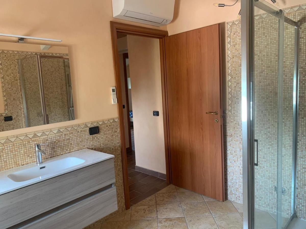 La Terrazza Nel Blu Apartment Империа Екстериор снимка